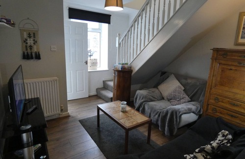 Abercwmboi House | 3 Bedroom House for Brecons and Bike Park Wales