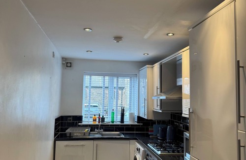 Wigan House | 3-bedroom house in awesome Wigan with WiFi