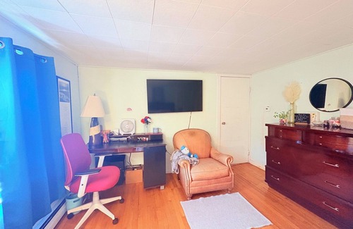 Pittsfield House | 3-bedroom house in beautiful Berkshires, close to amenities!
