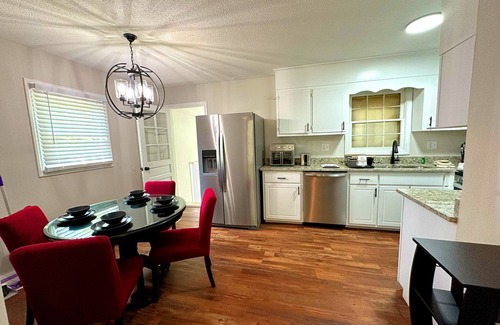 Rocky Mount House | 3-bedroom house in brilliant Rocky Mount with AC, WiFi