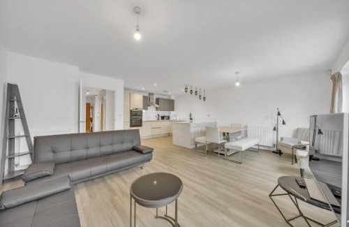 St Albans House | 3 bedroom house in Bricket wood, St Alban