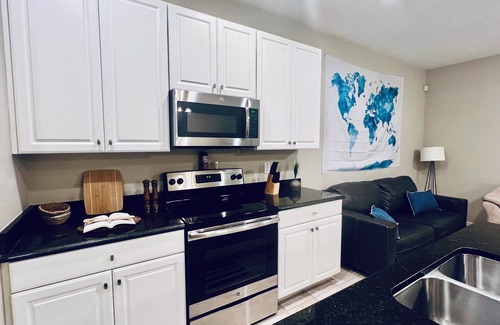 Riverview House | 3-bedroom house in charming Riverview with AC, WiFi. Enjoy your stay