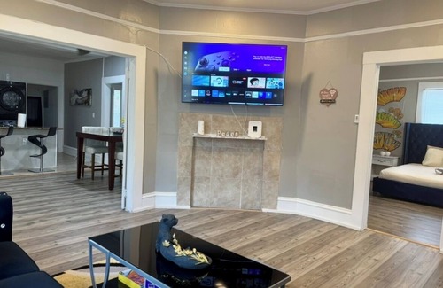 Waycross House | 3-bedroom house in charming Waycross with WiFi, AC. Start your vacation now