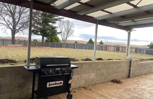 Cooma House | 3 Bedroom House in Cooma