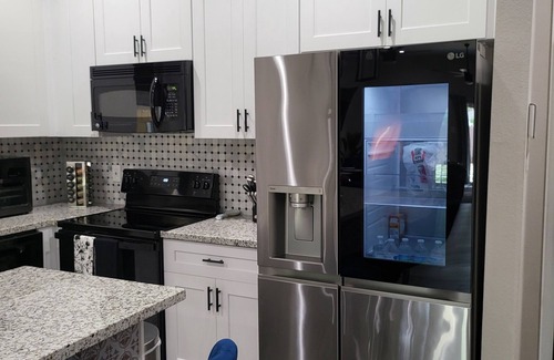 Northside House | 3-bedroom house in enjoyable Houston TX, with AC, WiFi. Start your vacation now