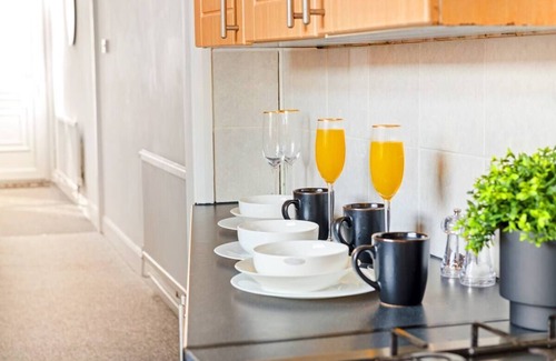 Newark upon Trent House | 3-bedroom House in Fabulous Bulwell with WiFi