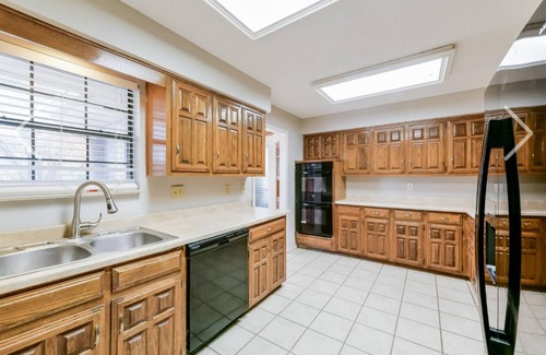DeSoto House | 3-bedroom house in fantastic DeSoto with AC, WiFi