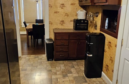 Lumberton House | 3-bedroom house in lovely Lumberton with fitness room, WiFi, AC