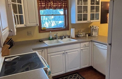 Guttenberg House | 3-bedroom house in marvelous Guttenberg with AC