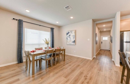 Temple House | 3 Bedroom House in North Point