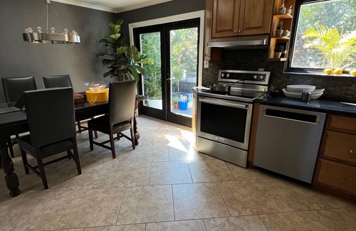 Plainview House | 3-bedroom house in Plainview, 5 minutes from the Ryder cup golf tournament