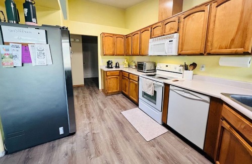 Phoenix House | 3-bedroom house in Quaint Phoenix,OR