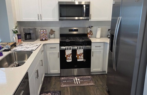 Rolesville House | 3-bedroom house in charming Wake Forest with WiFi, AC. Start relaxing now
