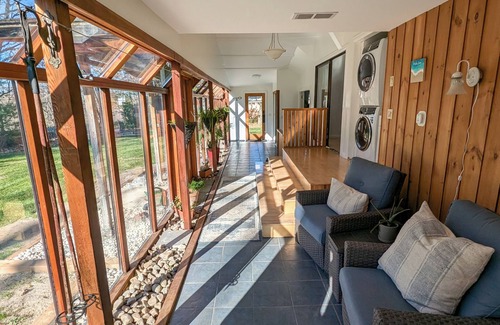 Clarksburg House | 3-bedroom house in wonderful Clarksburg, Town of Blue Mountains, with AC, WiFi