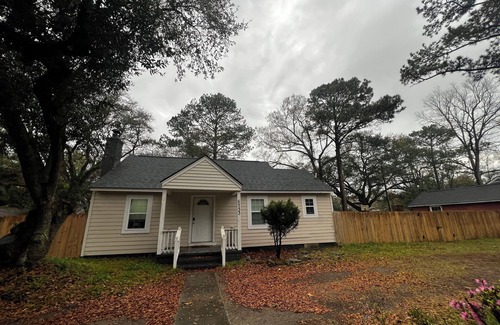 Hanahan House | 3-bedroom house in welcoming Hanahan