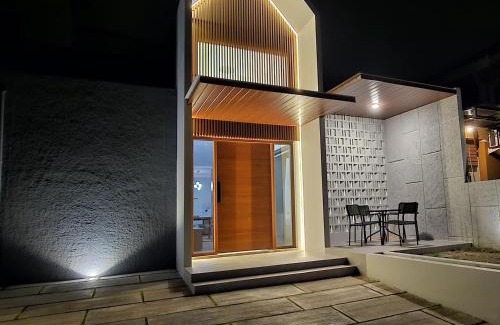 Lubuk Baja House | 3 Bedroom House Near Grand Batam Mall