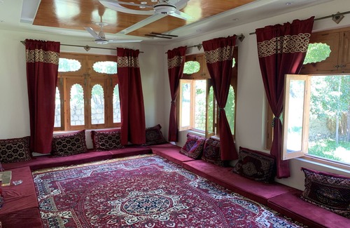 Skardu House | 3-bedroom house near Skardu Airport with kitchen