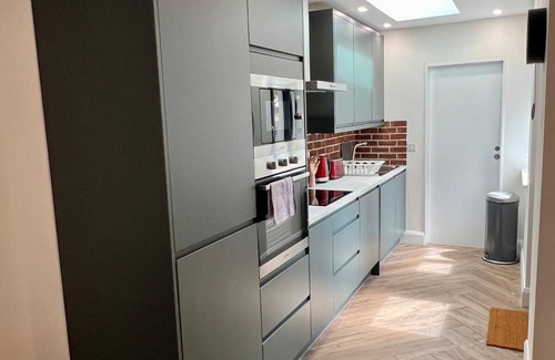 North Wall House | 3 bedroom House on New Wapping Street-Dublin 1