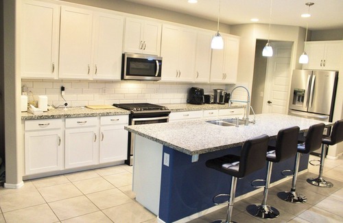 Morning Sun Farms House | 3-bedroom house in phenomenal San Tan Valley with gorgeous heated pool & hot tub
