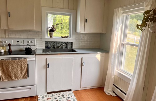 Snug Harbor House | 3 Bedroom house 1 mile from East Matunuck Beach - Snug Harbor