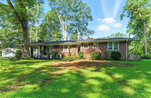 Travelers Rest House | 3-bedroom house downtown Travelers Rest short walk to dining, swamp rabbit trail