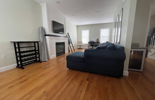 South Boston House | 3-bedroom house w/fenced patio, gas fireplace & central air in South Boston