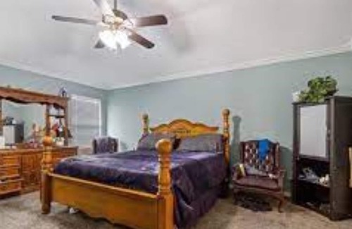 Waxahachie House | 3 bedroom house! Walking park nearby!