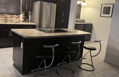 Yuma House | 3-bedroom house with AC, WiFi, in the center of the city