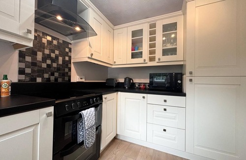 High Ercall Apartment | 3 Bedroom House with Garden