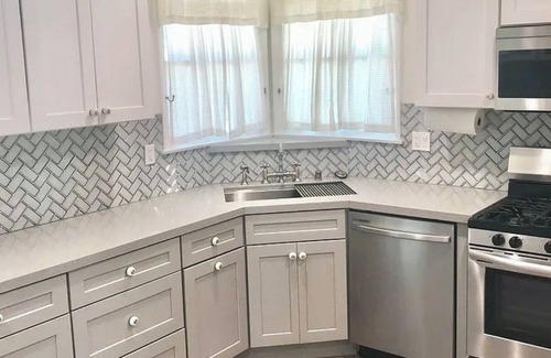 Inglewood House | 3-bedroom house with pool near Sofi in Inglewood with AC, WiFi. Enjoy your stay