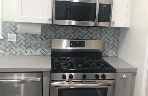 Inglewood House | 3-bedroom house with pool near Sofi in Inglewood with AC, WiFi. Enjoy your stay