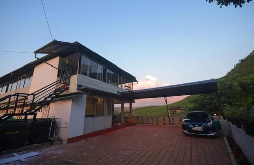 Kannan Devan Hills House | 3 Bedroom in Tea Estate