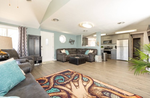 Russells Point House | 3-Bedroom Lakefront Home with Dock, Kayaks, & SUP!