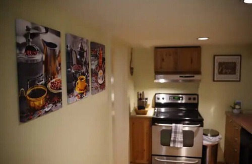 North Vancouver House | 3-Bedroom Large Cozy Private Basement in heart of North Vancouver