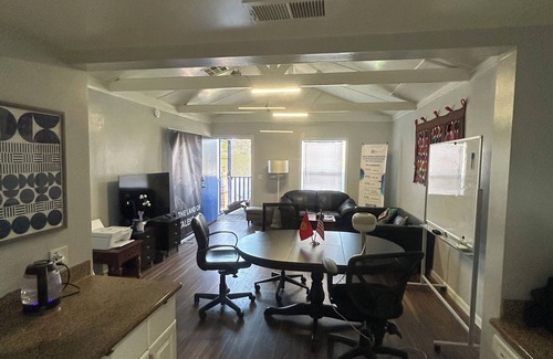 San Bruno House | 3-bedroom Live and Work Startup House near public transit and SFO in San Bruno