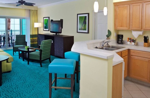 Paradise Island Condo | 3 Bedroom Lockoff Harborside Atlantis April 19-26, 2025 with 10 Wristbands