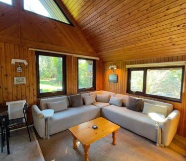 St Teath House | 3 Bedroom Lodge Lanteglos 1