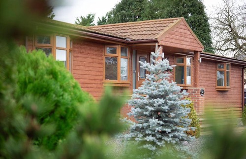 Fangfoss Apartment | 3 Bedroom lodge with hot tub