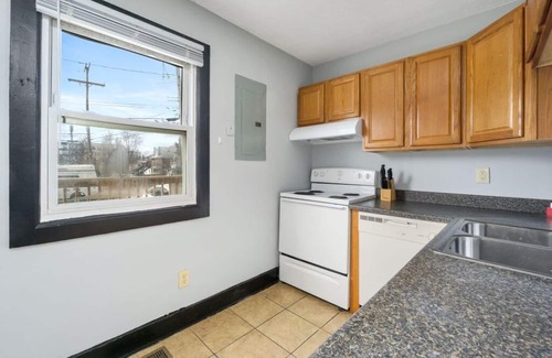 Weinland Park Apartment | 3 Bedroom Loft Near OSU