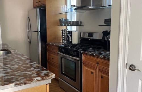 Downtown Sacramento Villa | 3 bedroom LOVE VILLA Midtown, Romantic Getaway or Famil Retreat