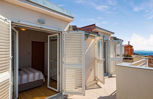 Meterize Apartment | 3 bedroom lovely apartment in Sibenik