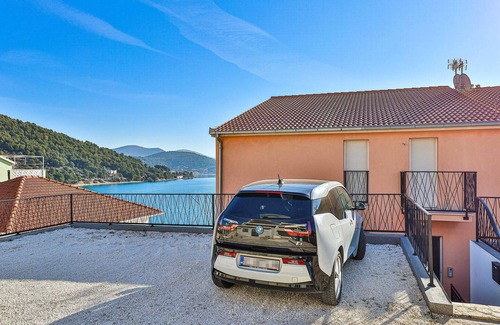 Marina Apartment | 3 bedroom lovely apartment in Marina
