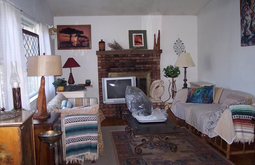 Noyack House | 3 Bedroom Lovely HAMPTON Home near Swimming Beach!