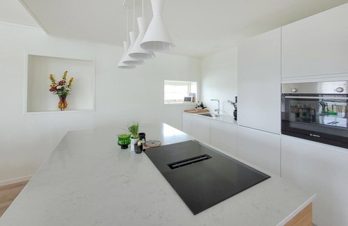 Selbjorn House | 3 bedroom lovely home in Stolmen