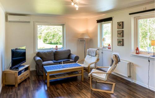 Alstermo House | 3 Bedroom Lovely Home In Alstermo