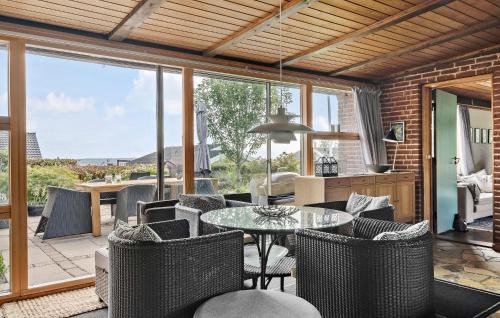 Mommark Strand House | 3 Bedroom Lovely Home In Sydals