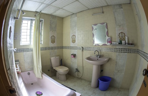 Dhaka Apartment | 3 Bedroom Luxurious Furnished Apartment @ Baridhara DOHS