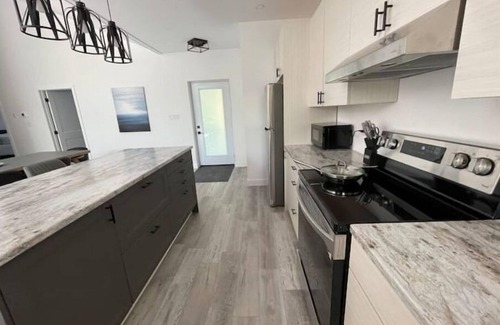 Sauble Beach House | 3-Bedroom Luxury Beach Housen