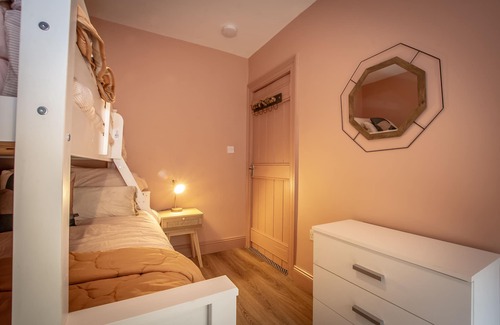 Waterford House | 3 Bedroom Luxury House 5 minute walk into Waterford City Centre