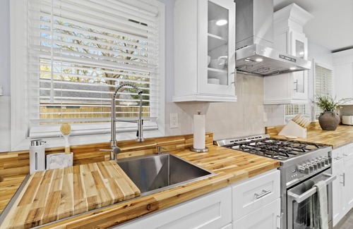 Peachtree City House | 3-bedroom Luxury House in Family-friendly Peachtree City with Golf-cart Option